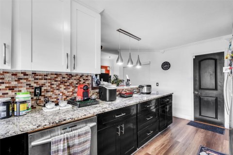 Купить таунхаус в Хайалиа, Флорида 3 спальни, 103.59м2, № 1957275 - фото 18