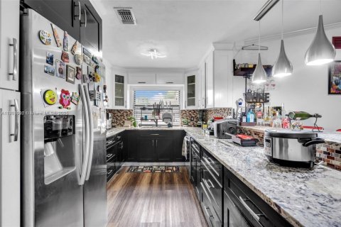 Купить таунхаус в Хайалиа, Флорида 3 спальни, 103.59м2, № 1957275 - фото 20