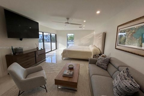 Condo in Fort Lauderdale, Florida, 3 bedrooms  № 2033866 - photo 4