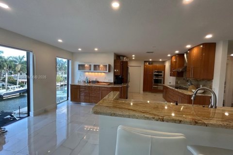 Condo in Fort Lauderdale, Florida, 3 bedrooms  № 2033866 - photo 3