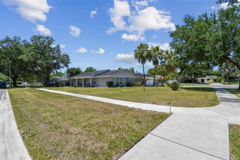 Casa en venta en Tampa, Florida, 4 dormitorios, 223.43 m2 № 1795153 - foto 12
