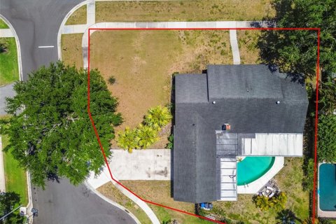 Casa en venta en Tampa, Florida, 4 dormitorios, 223.43 m2 № 1795153 - foto 4