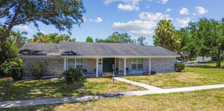 Casa en Tampa, Florida 4 dormitorios, 223.43 m2 № 1795153