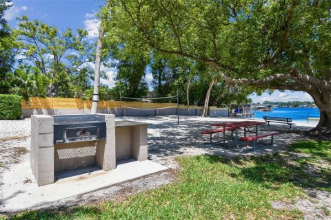 Casa en venta en Tampa, Florida, 4 dormitorios, 223.43 m2 № 1795153 - foto 19