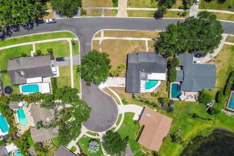 Casa en venta en Tampa, Florida, 4 dormitorios, 223.43 m2 № 1795153 - foto 11