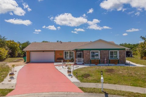 Casa en venta en Port Charlotte, Florida, 3 dormitorios, 134.89 m2 № 1687818 - foto 2