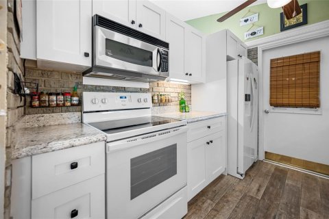 Casa en venta en Port Charlotte, Florida, 3 dormitorios, 134.89 m2 № 1687818 - foto 20