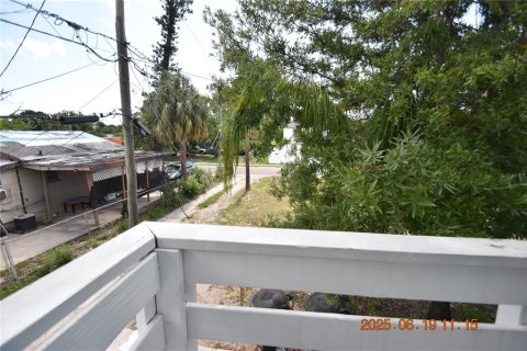 Apartamento en alquiler en Saint Petersburg, Florida, 2 dormitorios, 53.51 m2 № 1798389 - foto 6