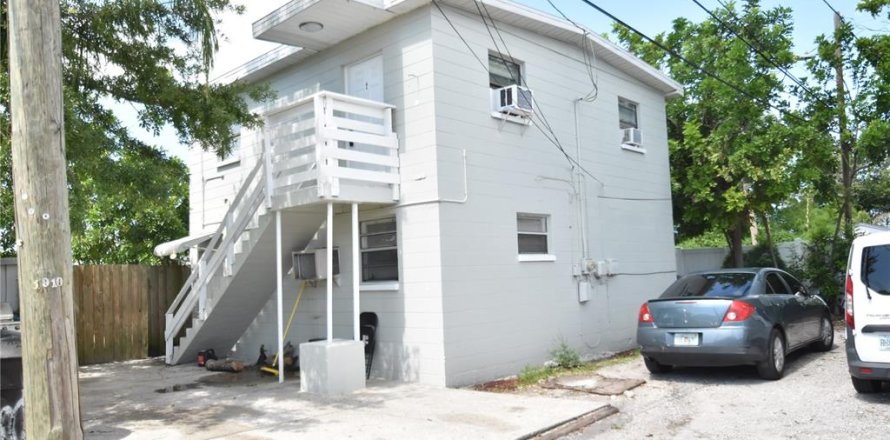 Appartement à Saint Petersburg, Floride 2 chambres, 53.51 m2 № 1798389