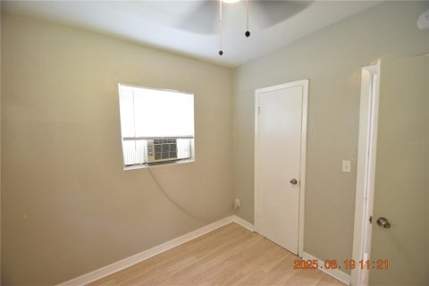 Apartamento en alquiler en Saint Petersburg, Florida, 2 dormitorios, 53.51 m2 № 1798389 - foto 20