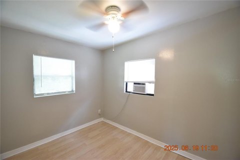 Apartamento en alquiler en Saint Petersburg, Florida, 2 dormitorios, 53.51 m2 № 1798389 - foto 15