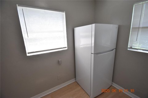 Apartamento en alquiler en Saint Petersburg, Florida, 2 dormitorios, 53.51 m2 № 1798389 - foto 14