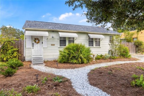 Casa en Tampa, Florida 3 dormitorios, 99.59 m2 № 2373942