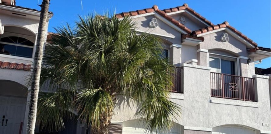 Touwnhouse à Miami, Floride 3 chambres, 132.85 m2 № 1933400