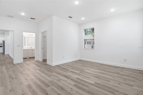 Casa en venta en Saint Petersburg, Florida, 4 dormitorios, 159.42 m2 № 2094515 - foto 14