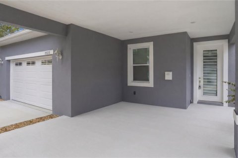 Casa en venta en Saint Petersburg, Florida, 4 dormitorios, 159.42 m2 № 2094515 - foto 3
