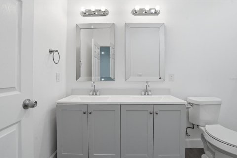 Casa en venta en Saint Petersburg, Florida, 4 dormitorios, 159.42 m2 № 2094515 - foto 18