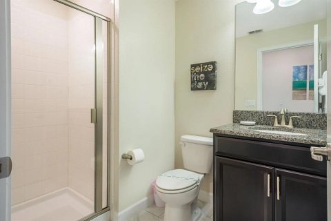 Townhouse in STOREY LAKE in Kissimmee, Florida 5 bedrooms, 197.7 sq.m. № 2092926 - photo 5