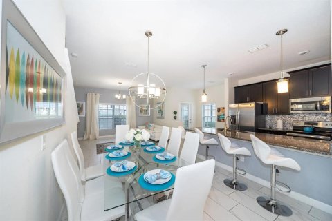 Townhouse in STOREY LAKE in Kissimmee, Florida 5 bedrooms, 197.7 sq.m. № 2092926 - photo 15