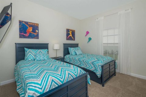 Townhouse in STOREY LAKE in Kissimmee, Florida 5 bedrooms, 197.7 sq.m. № 2092926 - photo 9
