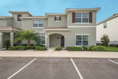Townhouse in STOREY LAKE in Kissimmee, Florida 5 bedrooms, 197.7 sq.m. № 2092926