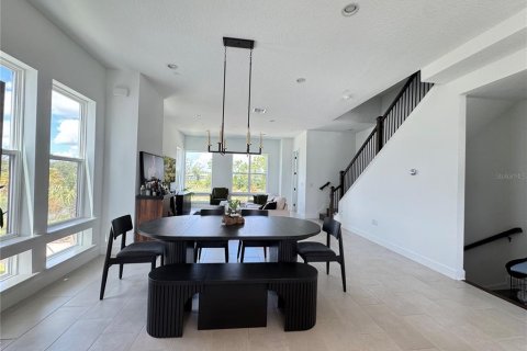Townhouse in Orlando, Florida 3 bedrooms, 193.7 sq.m. № 2304793 - photo 17