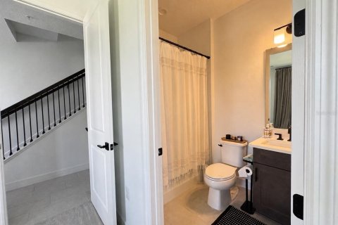 Townhouse in Orlando, Florida 3 bedrooms, 193.7 sq.m. № 2304793 - photo 10