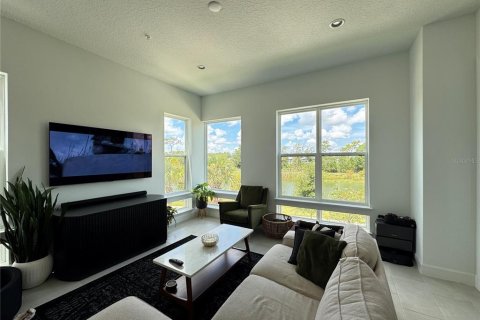 Townhouse in Orlando, Florida 3 bedrooms, 193.7 sq.m. № 2304793 - photo 14