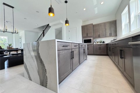 Townhouse in Orlando, Florida 3 bedrooms, 193.7 sq.m. № 2304793 - photo 22