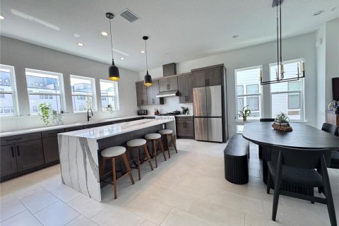 Townhouse in Orlando, Florida 3 bedrooms, 193.7 sq.m. № 2304793 - photo 18