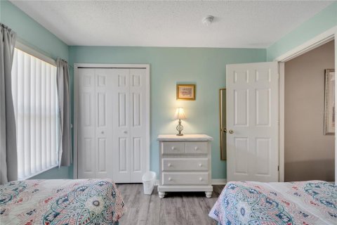 House in Davenport, Florida 4 bedrooms, 155.52 sq.m. № 1655129 - photo 24