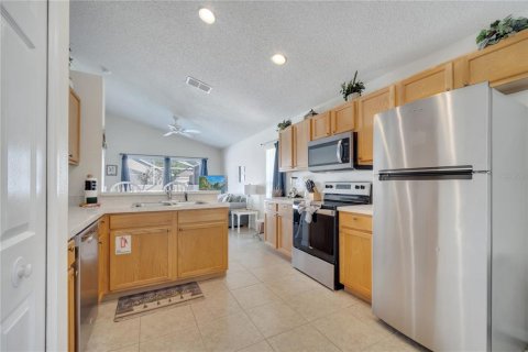 House in Davenport, Florida 4 bedrooms, 155.52 sq.m. № 1655129 - photo 30