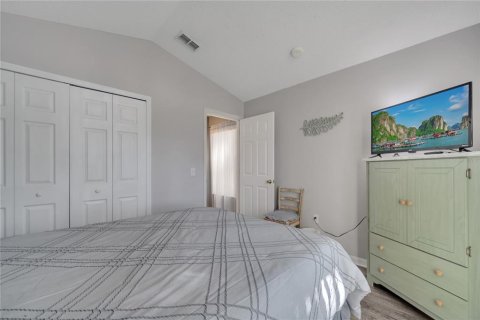 House in Davenport, Florida 4 bedrooms, 155.52 sq.m. № 1655129 - photo 11
