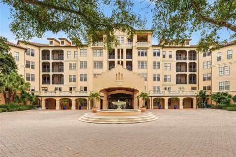 Condominio en Celebration, Florida, 2 dormitorios  № 2413436