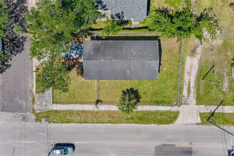 House in Tampa, Florida 3 bedrooms, 97.55 sq.m. № 1768091 - photo 22