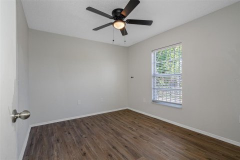 House in Tampa, Florida 3 bedrooms, 97.55 sq.m. № 1768091 - photo 16