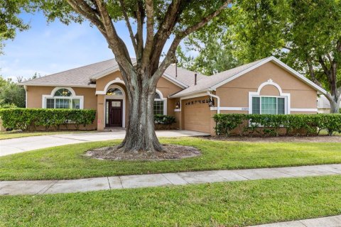 Villa ou maison à vendre à Kissimmee, Floride: 5 chambres, 203.36 m2 № 2398720 - photo 3