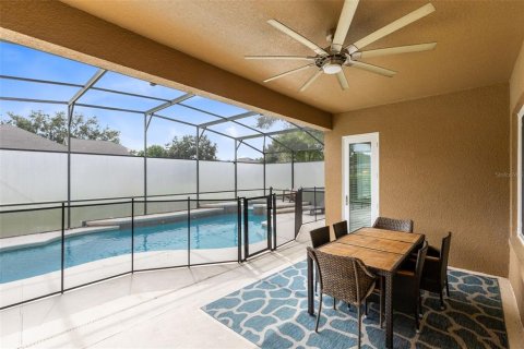 Villa ou maison à vendre à Kissimmee, Floride: 5 chambres, 203.36 m2 № 2398720 - photo 24