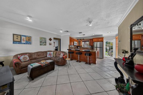 Casa en venta en Oakland Park, Florida, 3 dormitorios, 90.49 m2 № 2146175 - foto 2