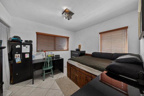 Casa en venta en Oakland Park, Florida, 3 dormitorios, 90.49 m2 № 2146175 - foto 12