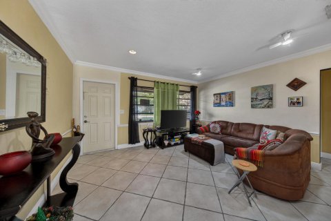 Casa en venta en Oakland Park, Florida, 3 dormitorios, 90.49 m2 № 2146175 - foto 4