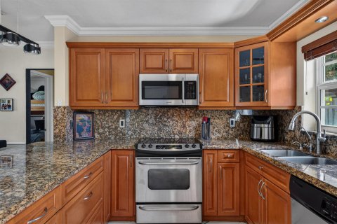 Casa en venta en Oakland Park, Florida, 3 dormitorios, 90.49 m2 № 2146175 - foto 9