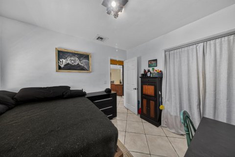 Casa en venta en Oakland Park, Florida, 3 dormitorios, 90.49 m2 № 2146175 - foto 13