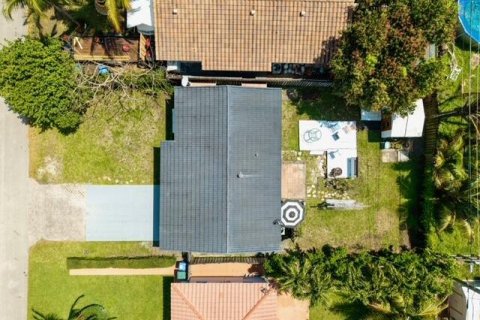 Casa en venta en Oakland Park, Florida, 3 dormitorios, 90.49 m2 № 2146175 - foto 27