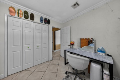 Casa en venta en Oakland Park, Florida, 3 dormitorios, 90.49 m2 № 2146175 - foto 14