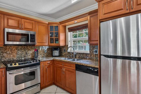 Casa en venta en Oakland Park, Florida, 3 dormitorios, 90.49 m2 № 2146175 - foto 7