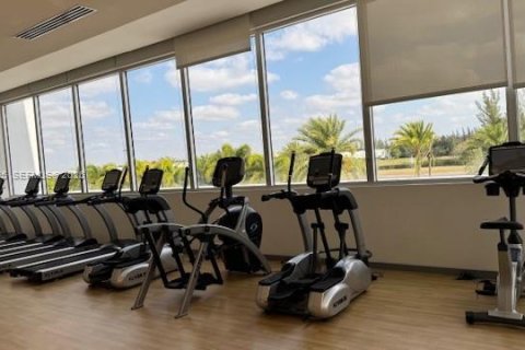 Condo in Doral, Florida, 3 bedrooms in LANDMARK  № 2049787 - photo 6