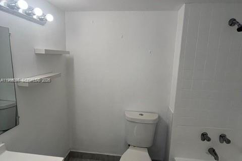 Copropriété à louer à Doral, Floride: 2 chambres, 98.48 m2 № 2050721 - photo 6