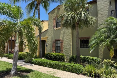 Copropriété à vendre à Fort Myers, Floride: 2 chambres, 141.68 m2 № 1787748 - photo 1