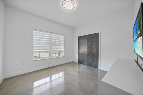 House in Punta Gorda, Florida 3 bedrooms, 233.37 sq.m. № 1583224 - photo 30